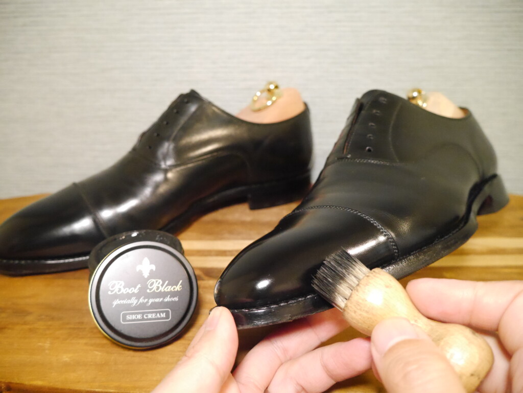 靴磨き　黒　ペネトレイトブラシ
